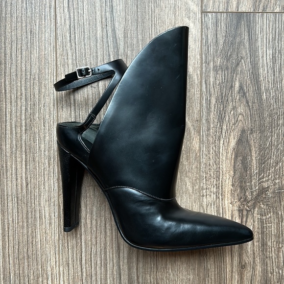 New! Alexander Wang Lys High-Cut Pointed-Toe Black Leather Bootie | 37 - Picture 11 of 12